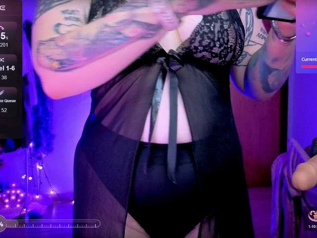 SenoritaDakota's BongaCams show and profile