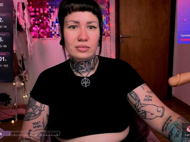 SenoritaDakota's BongaCams show and profile