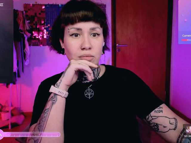 SenoritaDakota's BongaCams show and profile