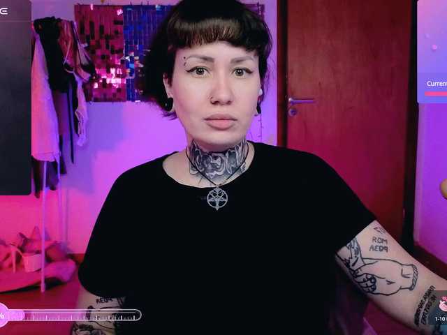 SenoritaDakota's BongaCams show and profile