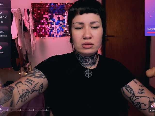 SenoritaDakota's BongaCams show and profile