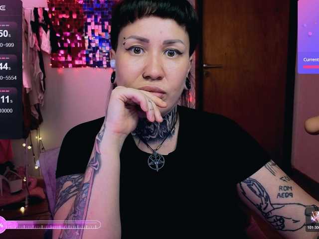 SenoritaDakota's BongaCams show and profile