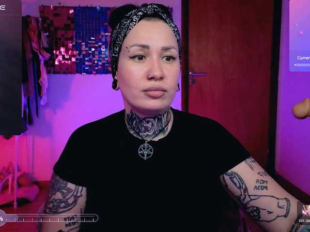 SenoritaDakota's BongaCams show and profile