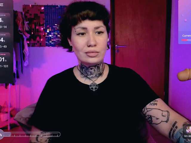 SenoritaDakota's BongaCams show and profile