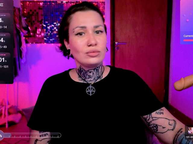 SenoritaDakota's BongaCams show and profile