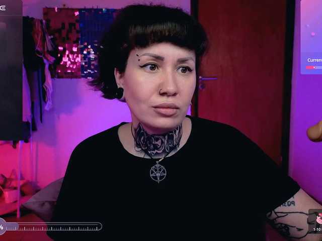 SenoritaDakota's BongaCams show and profile