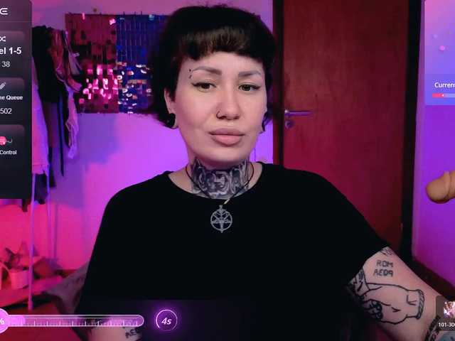 SenoritaDakota's BongaCams show and profile