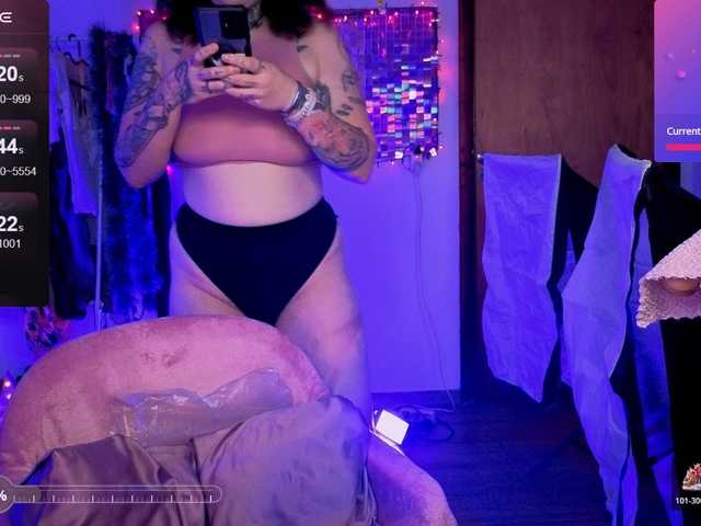 SenoritaDakota's BongaCams show and profile