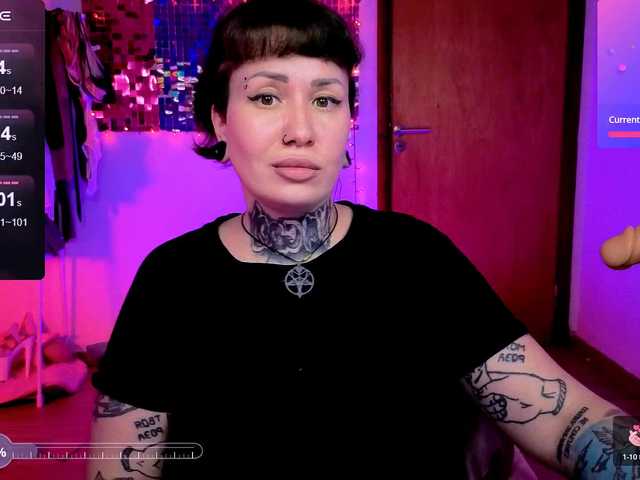 SenoritaDakota's BongaCams show and profile