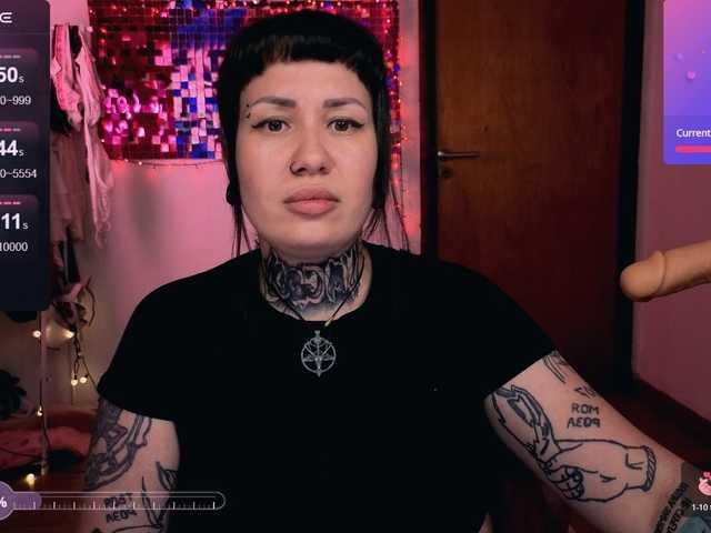 SenoritaDakota's BongaCams show and profile