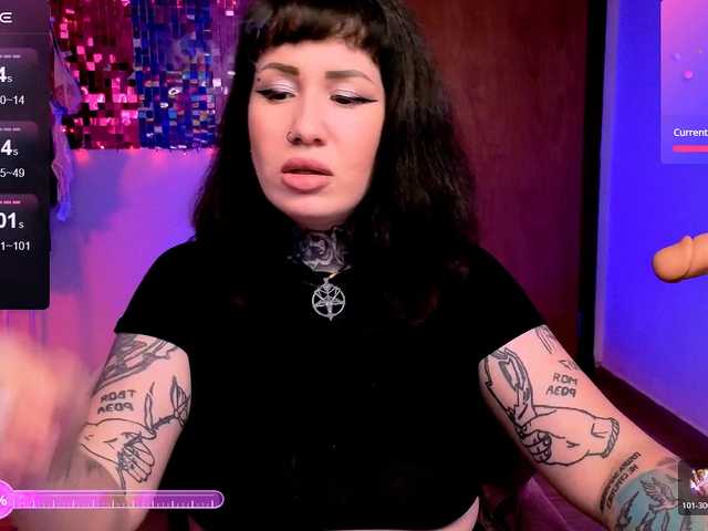 SenoritaDakota's BongaCams show and profile