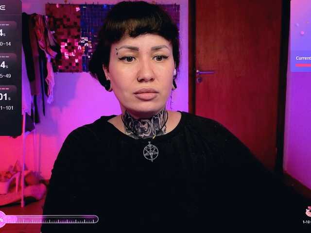 SenoritaDakota's BongaCams show and profile