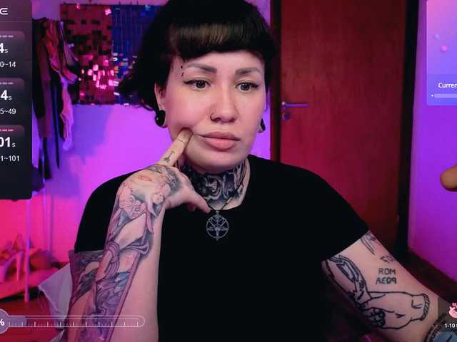 SenoritaDakota's BongaCams show and profile