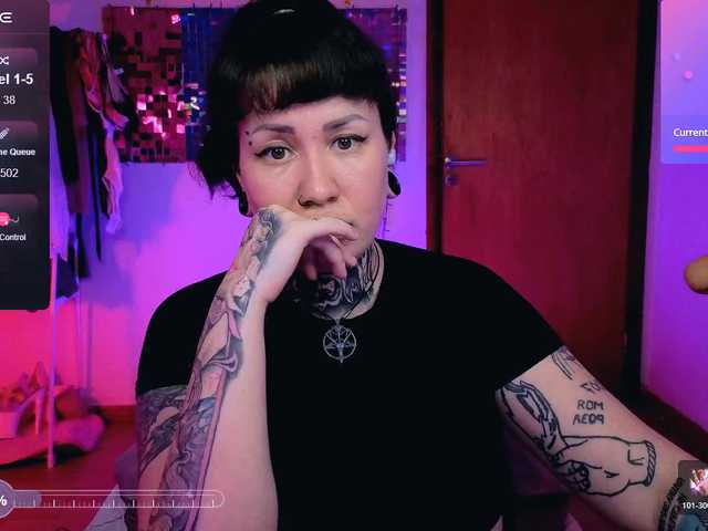 SenoritaDakota's BongaCams show and profile