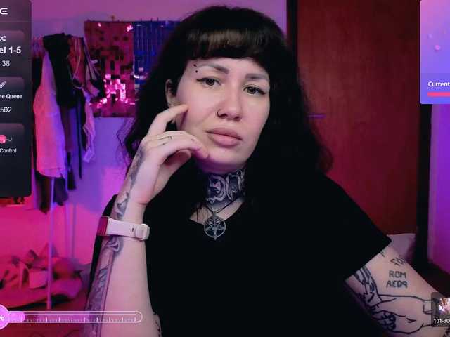 SenoritaDakota's BongaCams show and profile