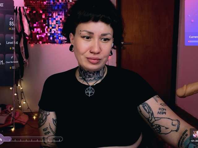 SenoritaDakota's BongaCams show and profile