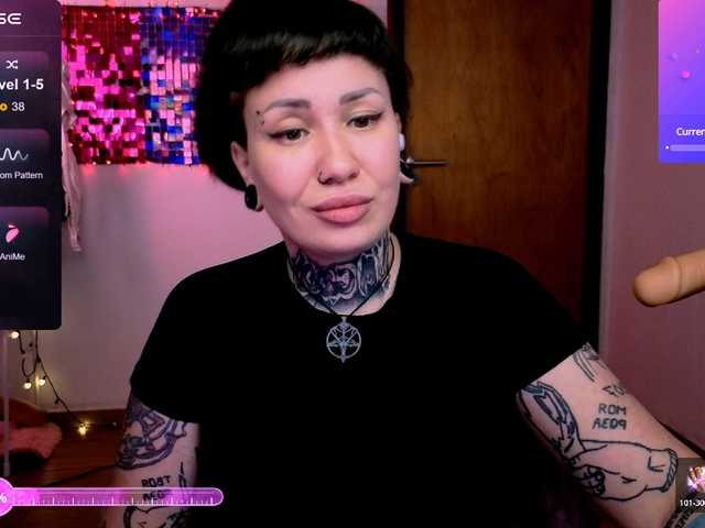 SenoritaDakota's BongaCams show and profile