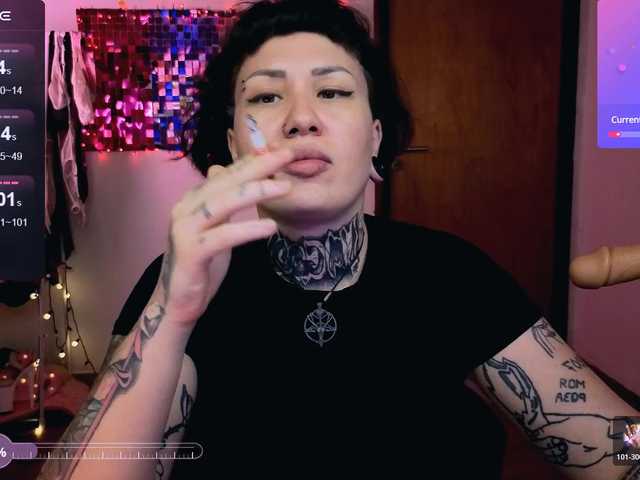 SenoritaDakota's BongaCams show and profile