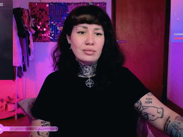 SenoritaDakota's BongaCams show and profile