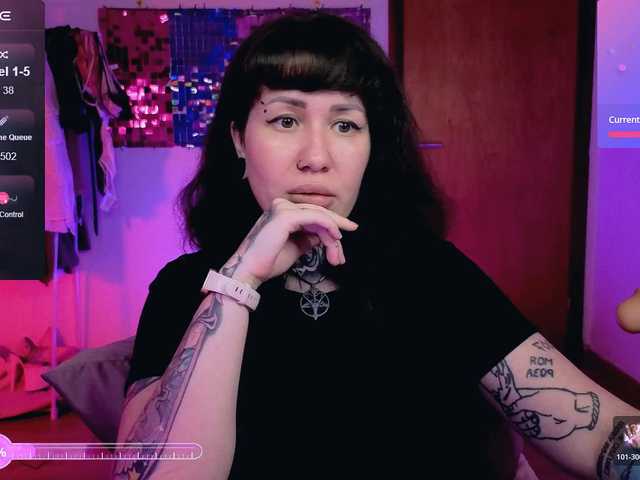 SenoritaDakota's BongaCams show and profile