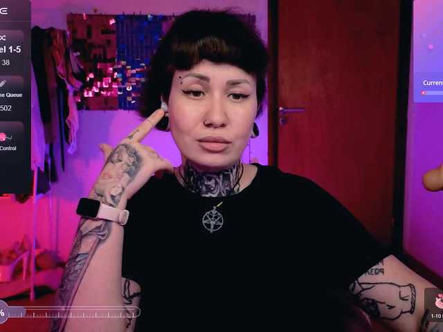 SenoritaDakota's BongaCams show and profile