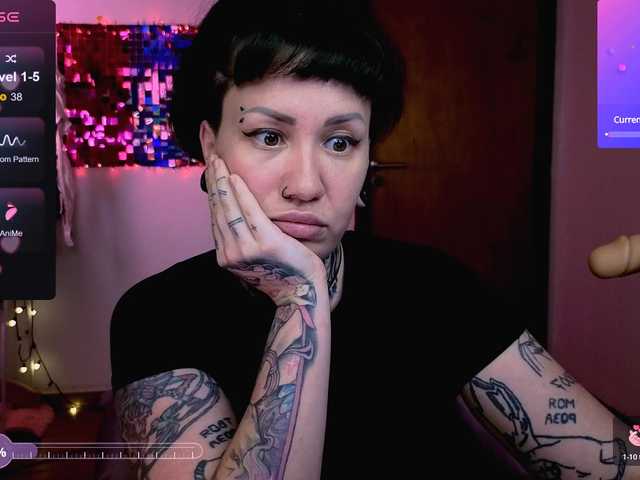 SenoritaDakota's BongaCams show and profile