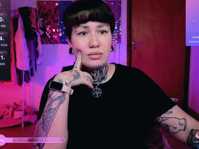 SenoritaDakota's BongaCams show and profile