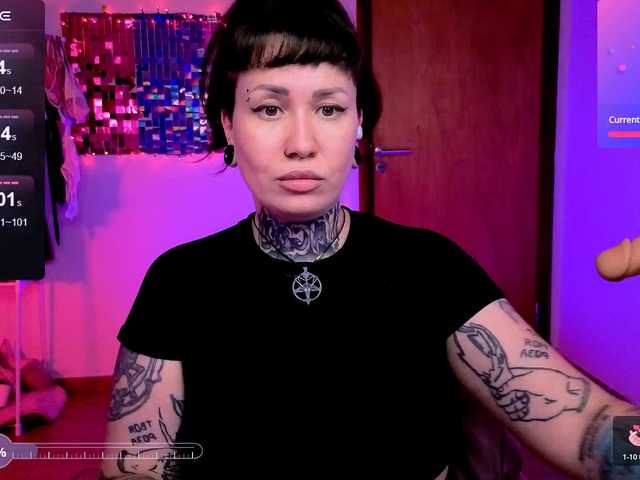 SenoritaDakota's BongaCams show and profile