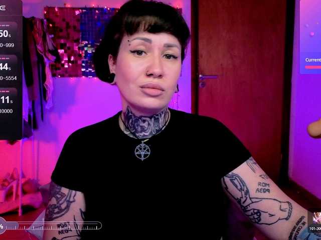 SenoritaDakota's BongaCams show and profile