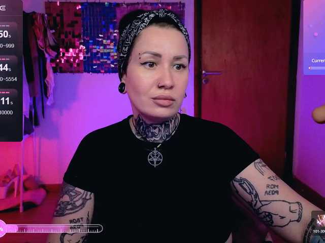 SenoritaDakota's BongaCams show and profile