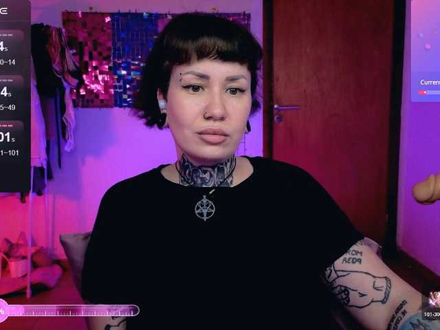 SenoritaDakota's BongaCams show and profile