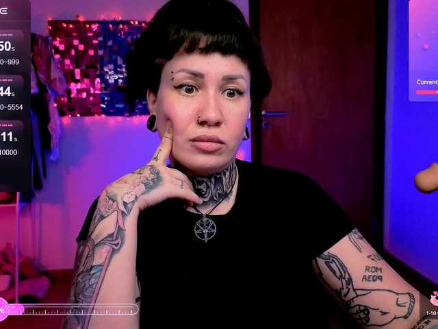 SenoritaDakota's BongaCams show and profile