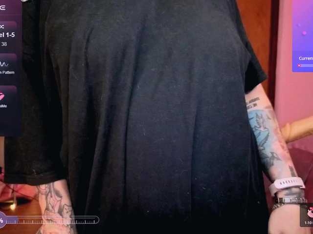 SenoritaDakota's BongaCams show and profile