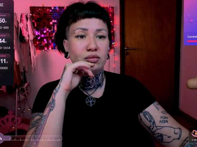 SenoritaDakota's BongaCams show and profile