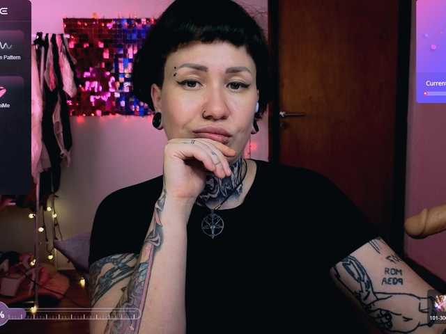 SenoritaDakota's BongaCams show and profile