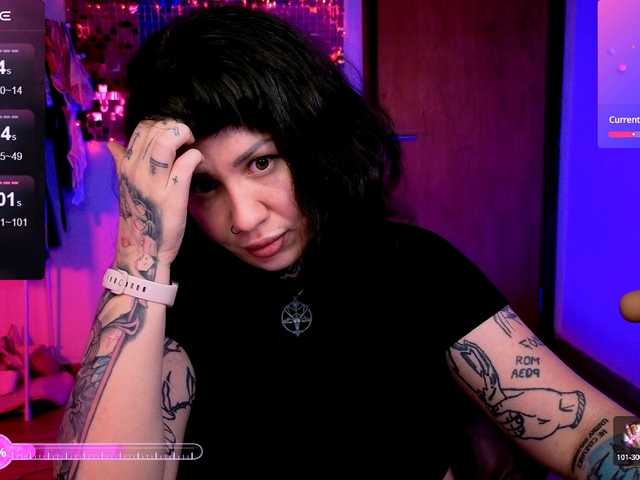 SenoritaDakota's BongaCams show and profile