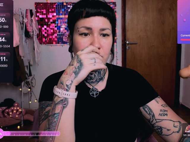 SenoritaDakota's BongaCams show and profile