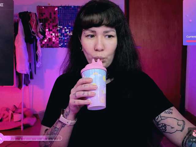 SenoritaDakota's BongaCams show and profile