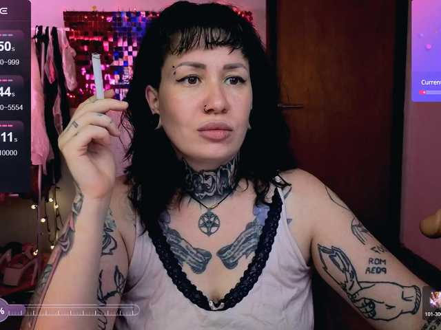 SenoritaDakota's BongaCams show and profile