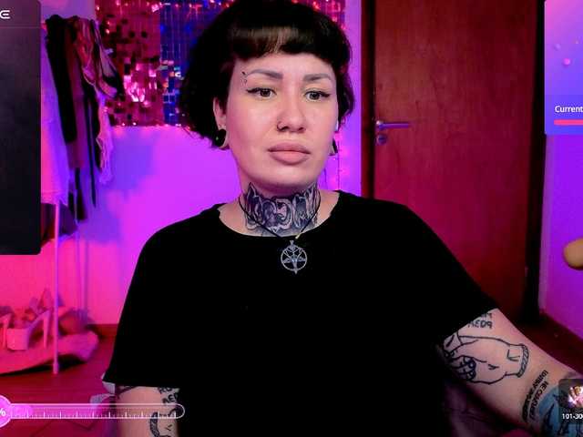 SenoritaDakota's BongaCams show and profile