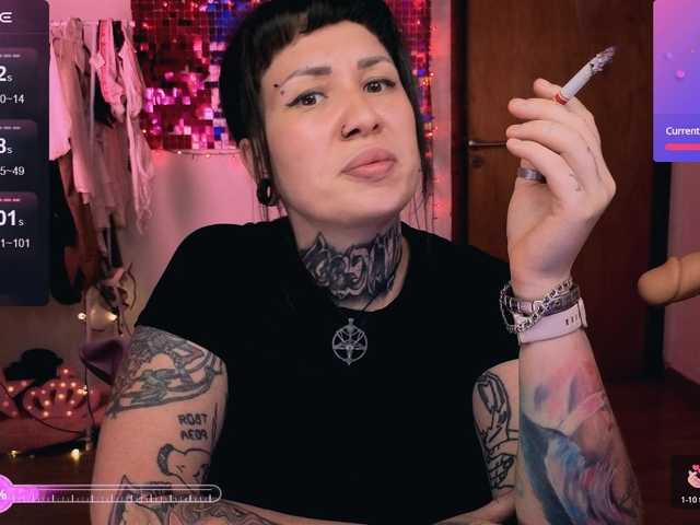 SenoritaDakota's BongaCams show and profile