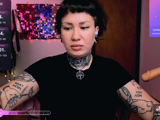 SenoritaDakota's BongaCams show and profile