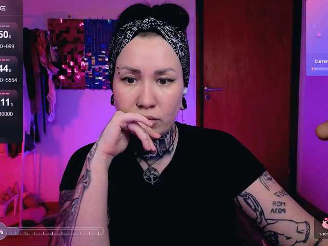 SenoritaDakota's BongaCams show and profile