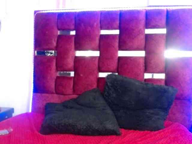 Pamelacruzthx webcam