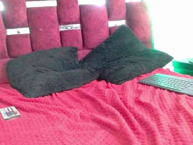 Pamelacruzthx webcam