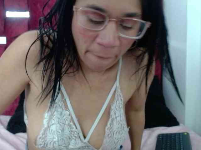 Pamelacruzthx webcam