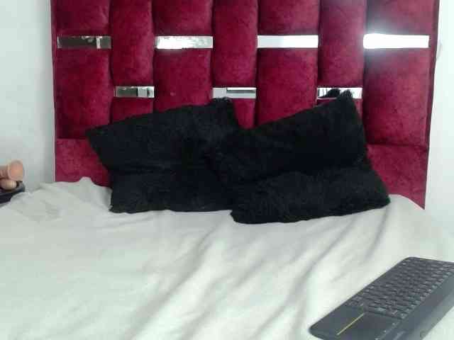 Pamelacruzthx webcam