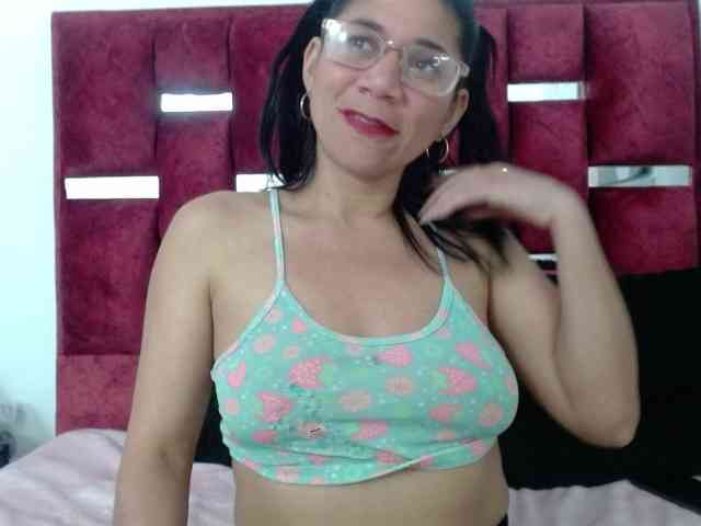 Pamelacruzthx webcam