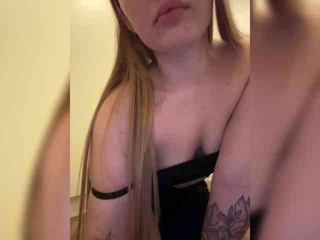 blaaaackgirl webcam