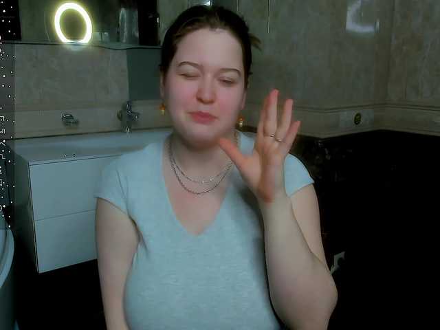 HelenHartt's BongaCams show and profile